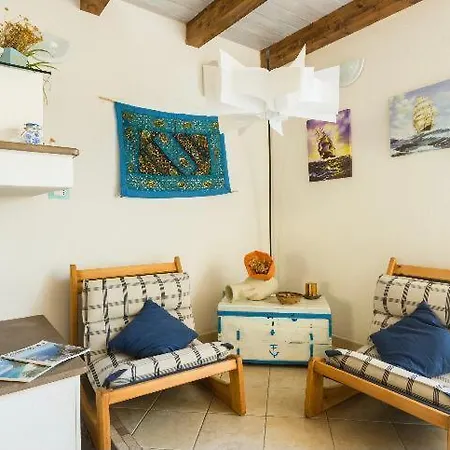 Giorgio House 公寓 *